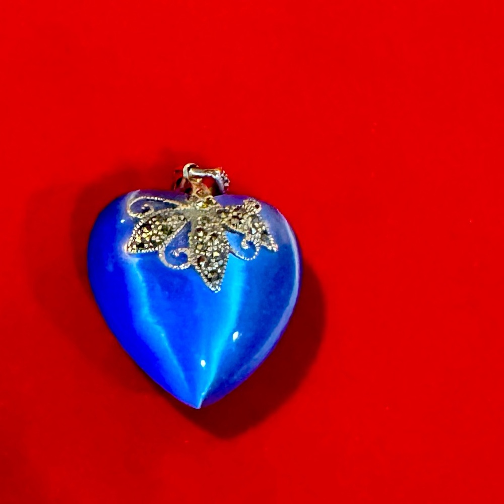 Sterling Silver Blue Cat’s Eye Pendant Charm